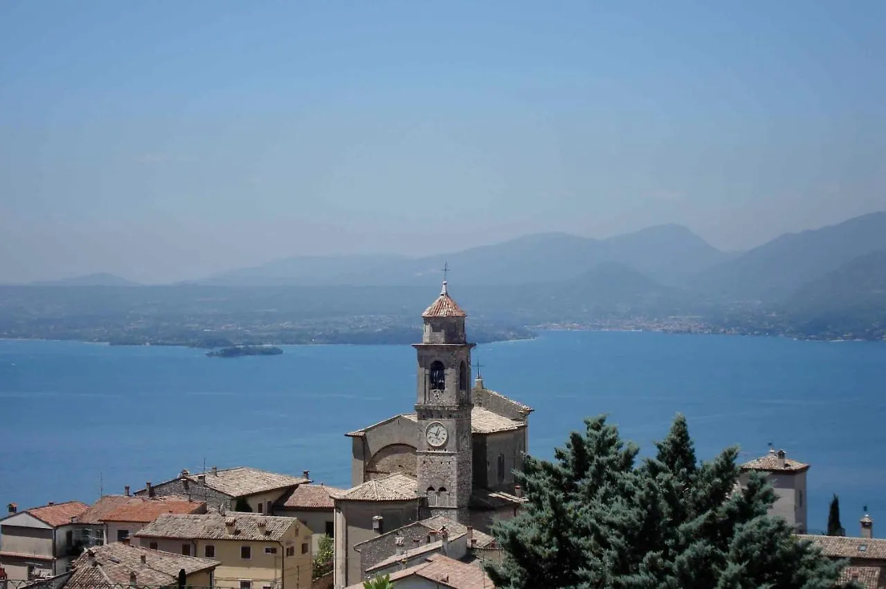 Le Gemme Suite B&B Albisano Italy